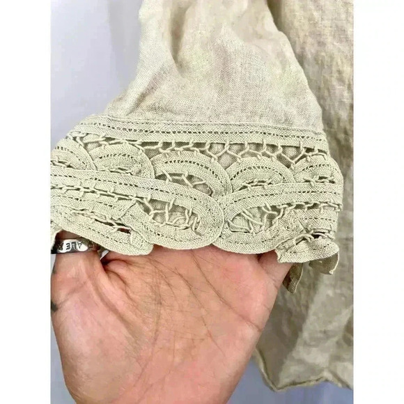 Liz Claiborne Beige 3/4 Sleeve Blouse MEDIUM 100% Linen Crochet - Picture 8 of 11